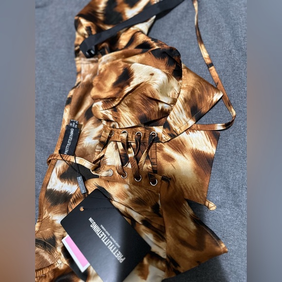 PRETTY LITTLE THING WOMEN’S TOP - Picture 4 of 6